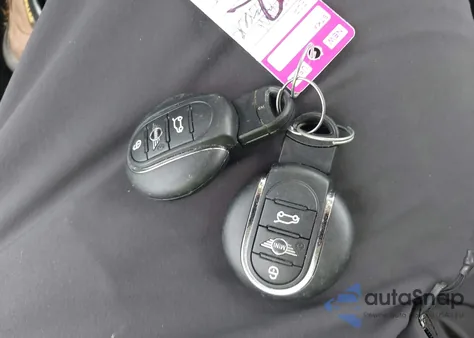 2021 Mini Cooper Cooper из США, поврежденный, VIN WMWXR3C03M2N03644